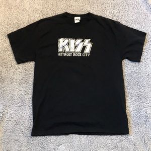 Vintage Vinyl Kiss Band T-shirt sz L
